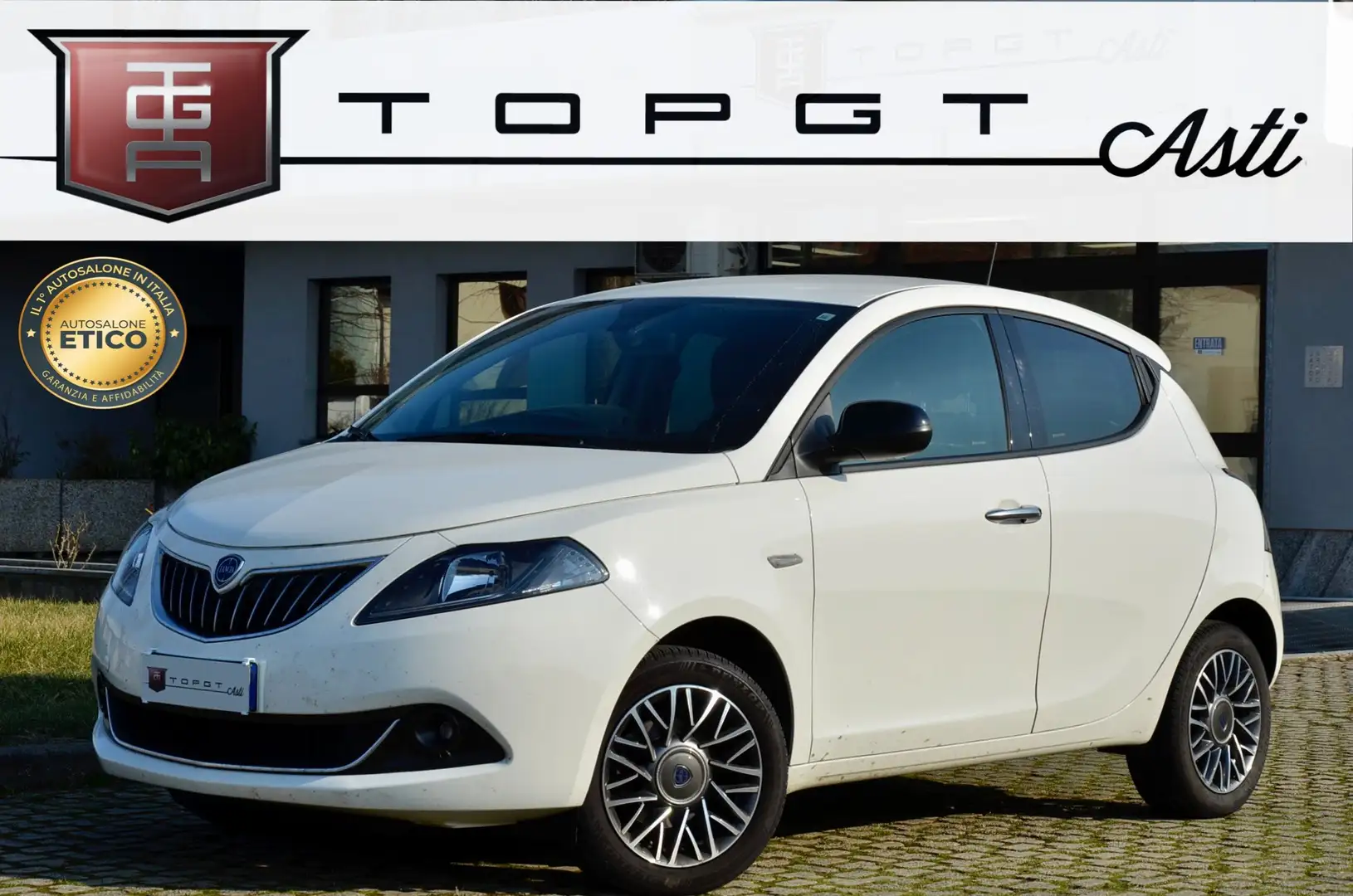 Lancia Ypsilon 1.2 Gold Gpl 69cv, PREZZO REALE, GARANZIA UFF Bianco - 1