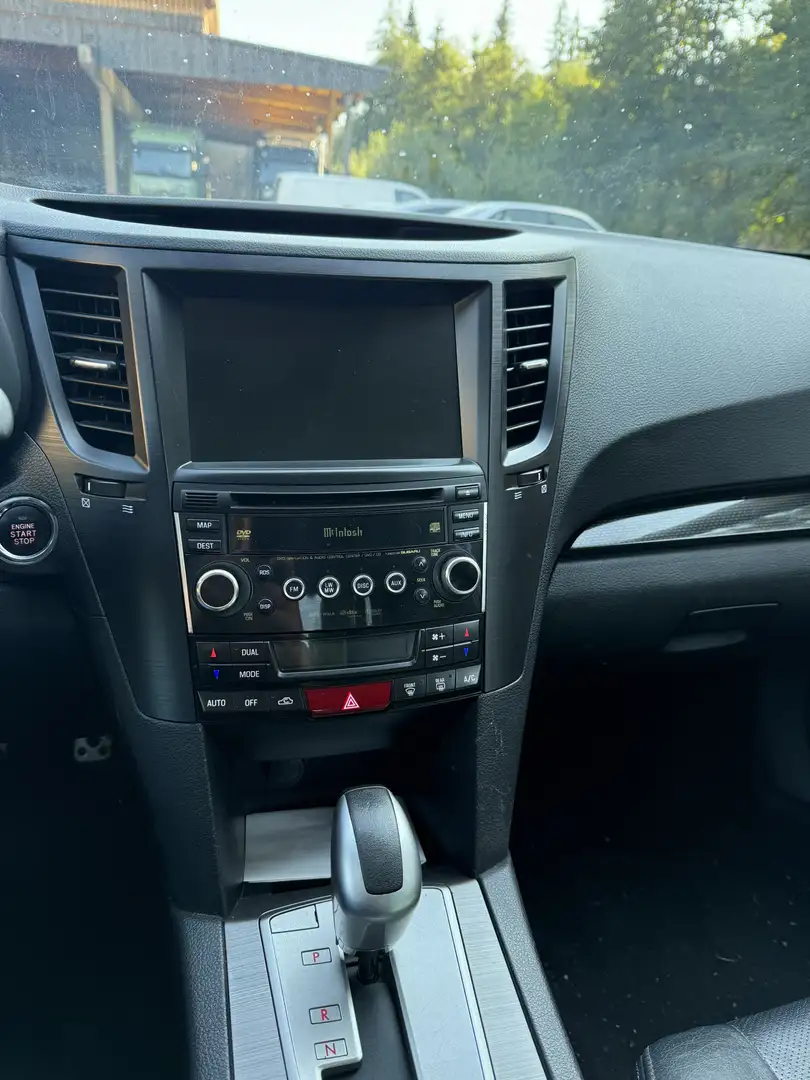 Subaru Legacy GT - 2