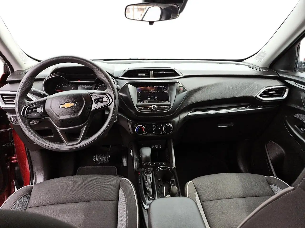Chevrolet Trailblazer photo Chevrolet Trailblazer