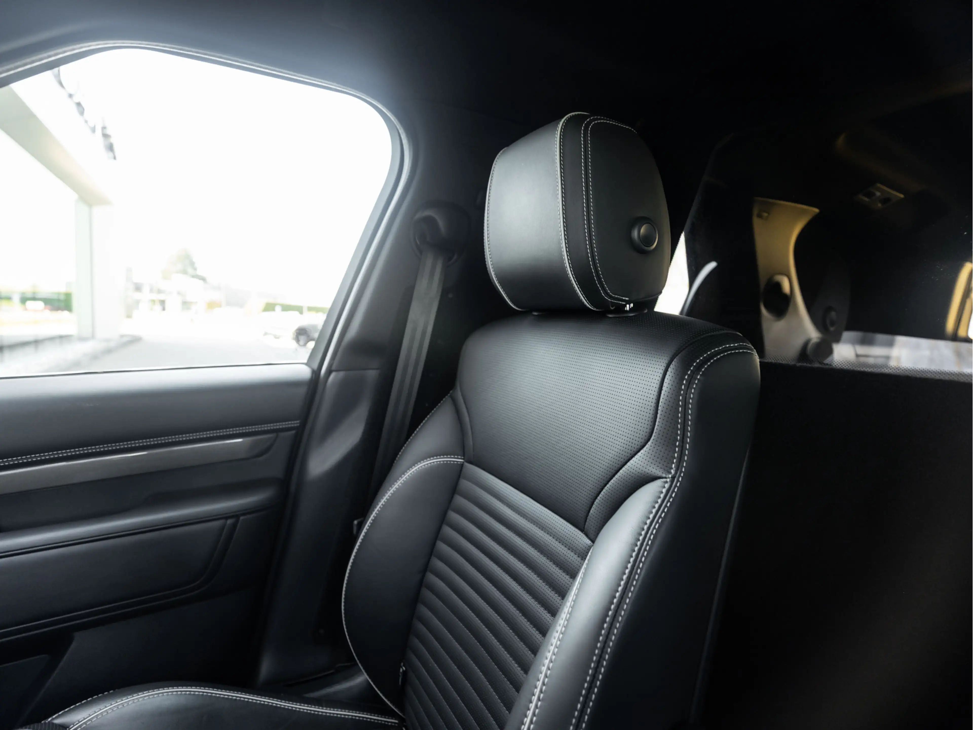 Land Rover Discovery 3.0 Sd6 HSE Cold Climate Pack | Elektr. Trekhaak | — photo 14
