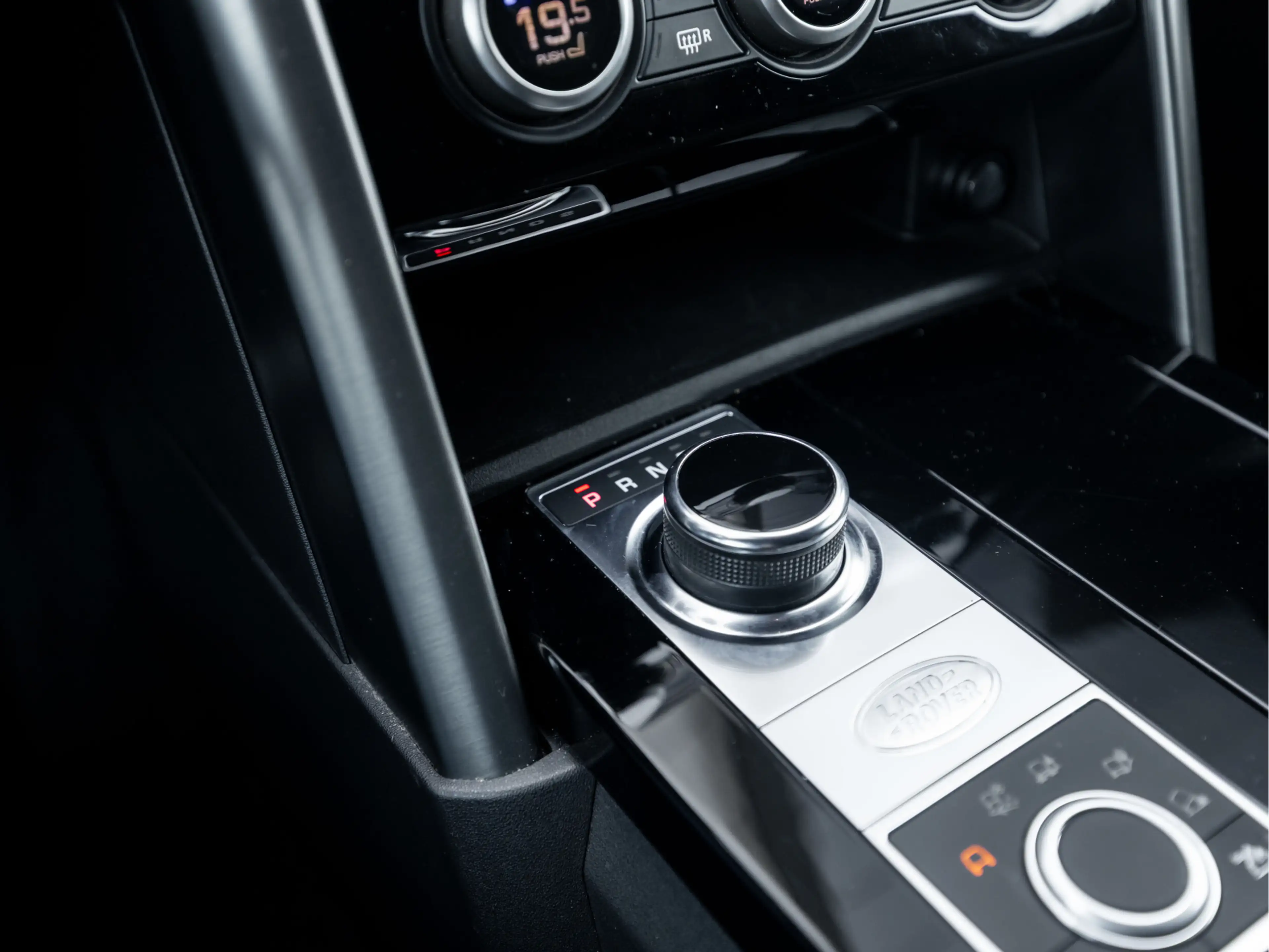 Land Rover Discovery 3.0 Sd6 HSE Cold Climate Pack | Elektr. Trekhaak | — photo 20