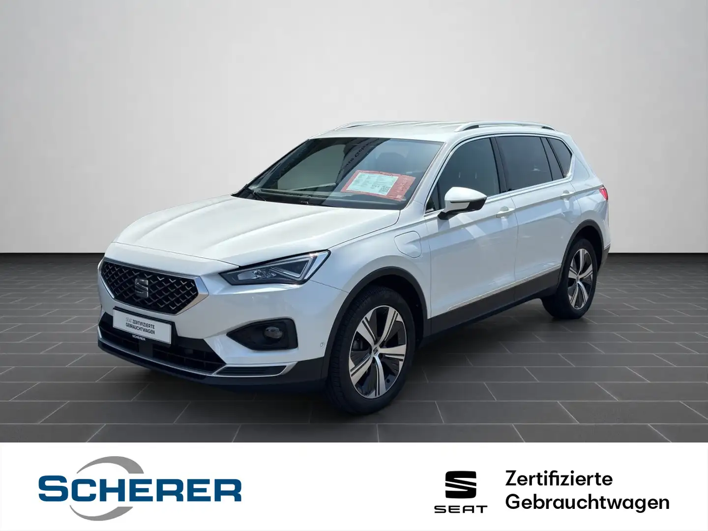 SEAT Tarraco Xperience 1.4 e-Hybrid NAVI SHZ LED Weiß - 1