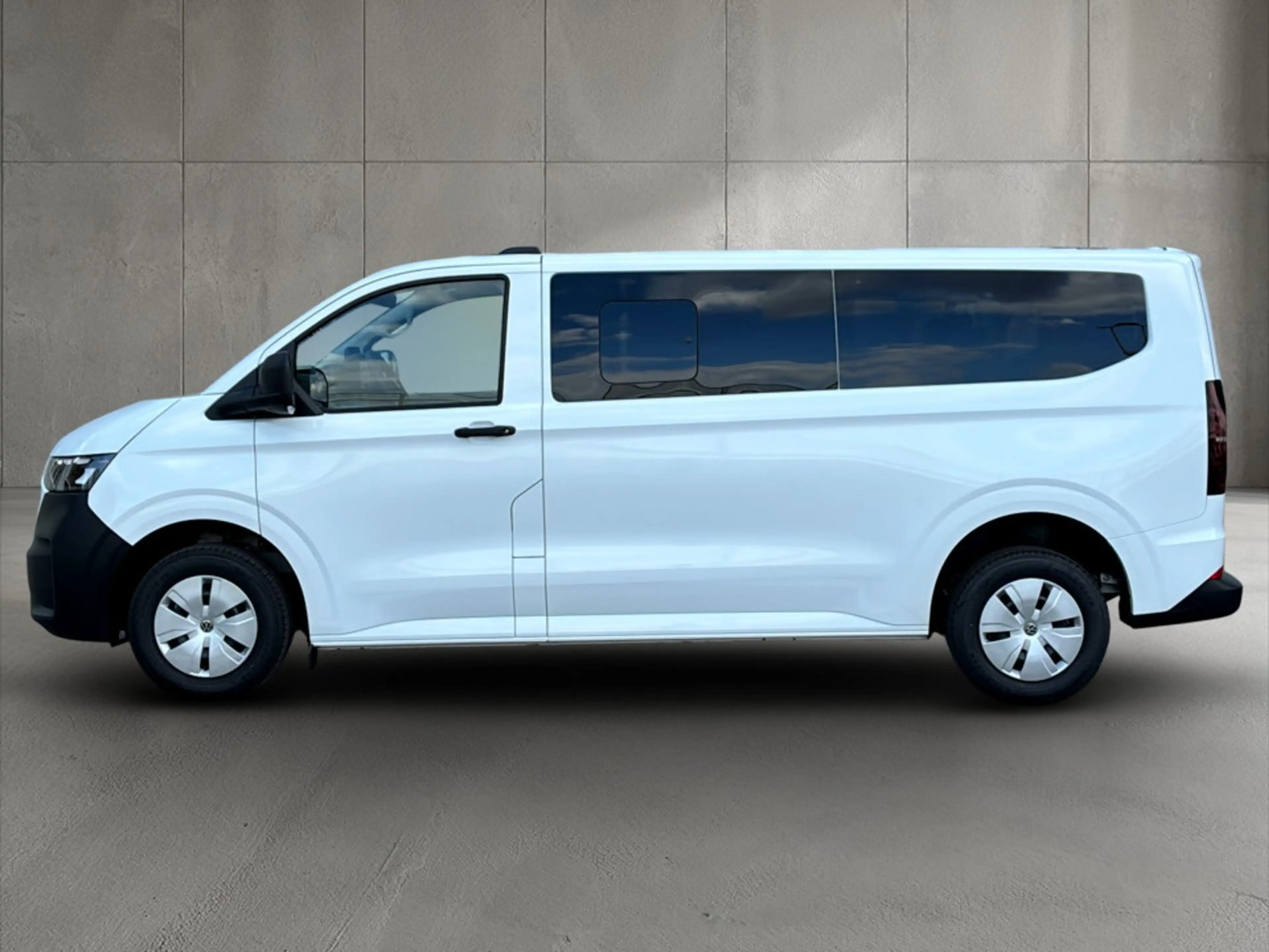 Volkswagen T7 Caravelle VW Kombi T7 Caravelle LR TDI — photo 3