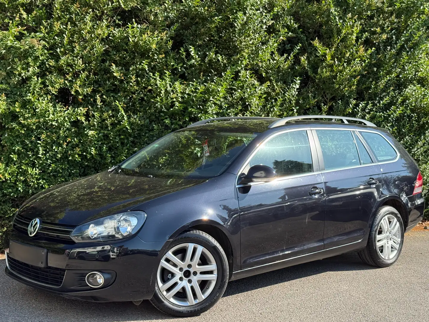 Volkswagen Golf Variant Golf SW 1.6 TDi+NAVI+AIRCO+JANTES+EURO 5 Noir - 1