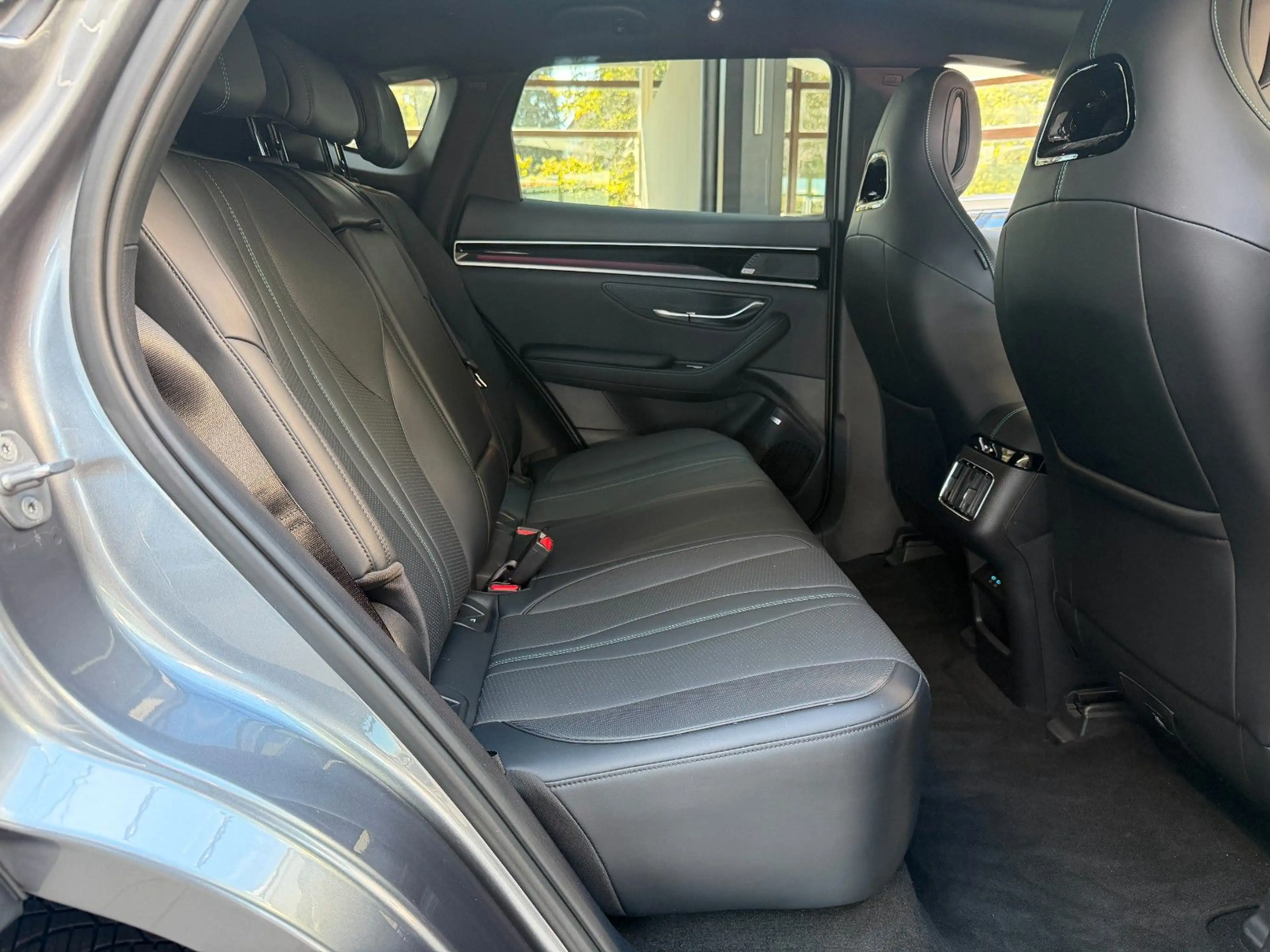 BYD Seal U 1.5 DM-i PHEV  Boost — photo 14