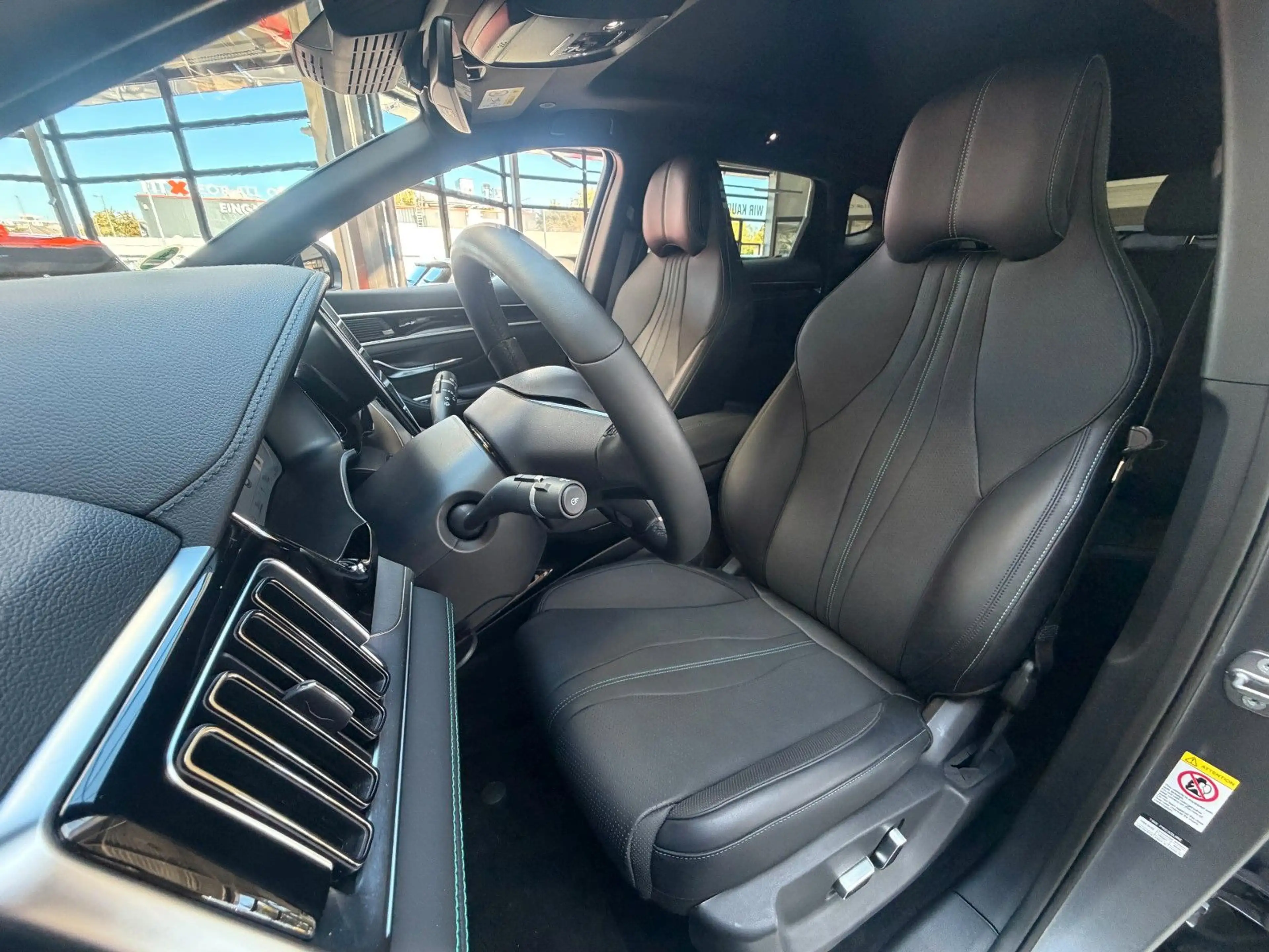BYD Seal U 1.5 DM-i PHEV  Boost — photo 9