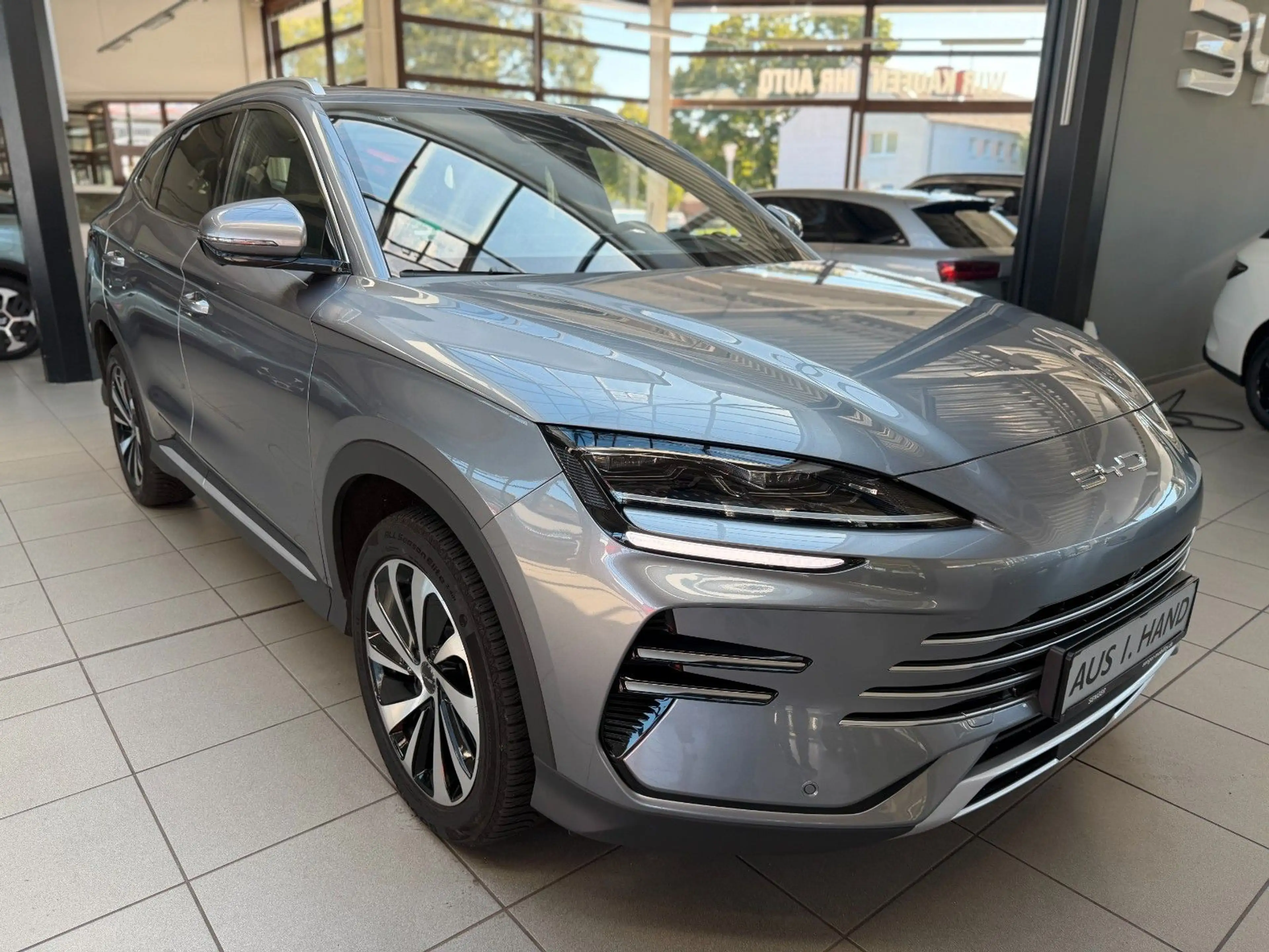 BYD Seal U 1.5 DM-i PHEV  Boost — photo 3