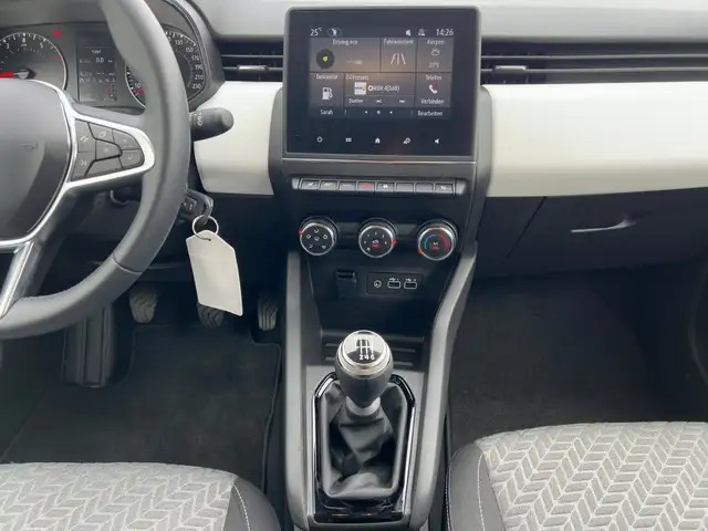 Renault Clio view 12
