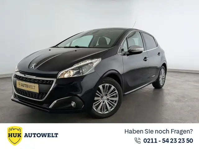 Peugeot 208 208 1.2 PureTech 110 Allure PANO+NAVI+PDC+SHZ+ BC