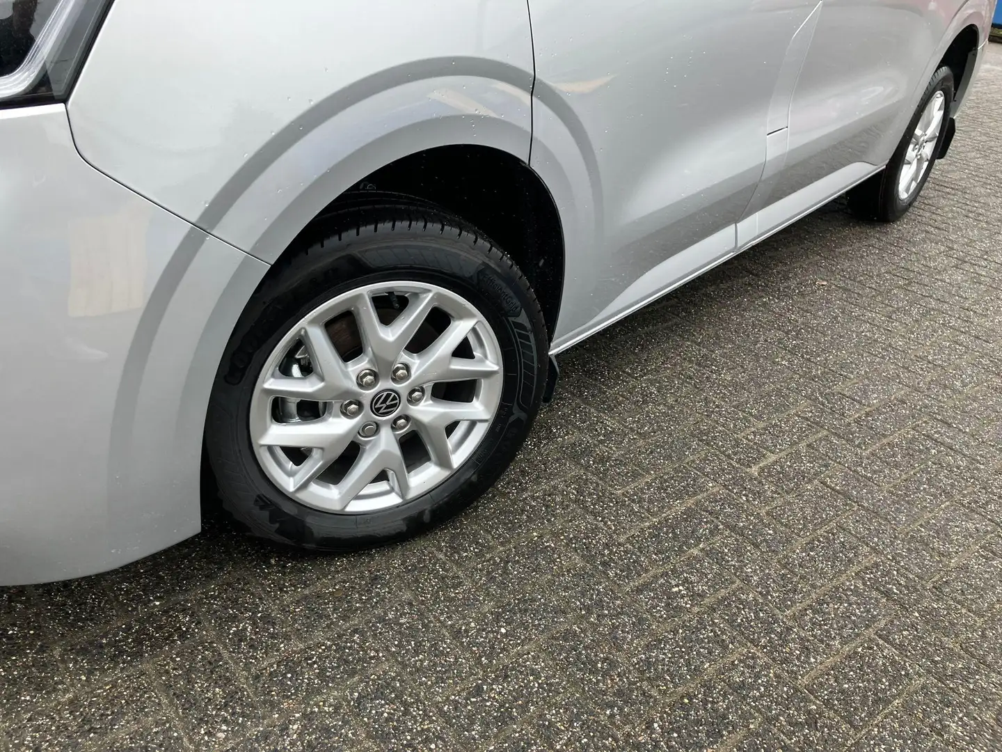 Volkswagen Transporter Bedrijfswagens 2.0 TDI L1H1 28 Bulli Grijs - 2