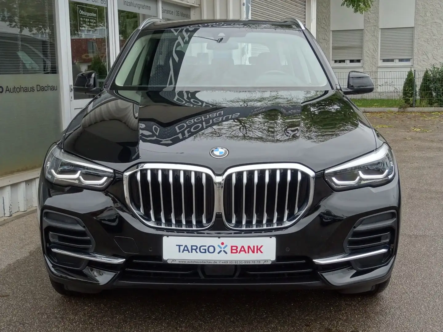 BMW X5 xDrive30d Navi LivCockPro Leder LED AHK Tritt Schwarz - 2