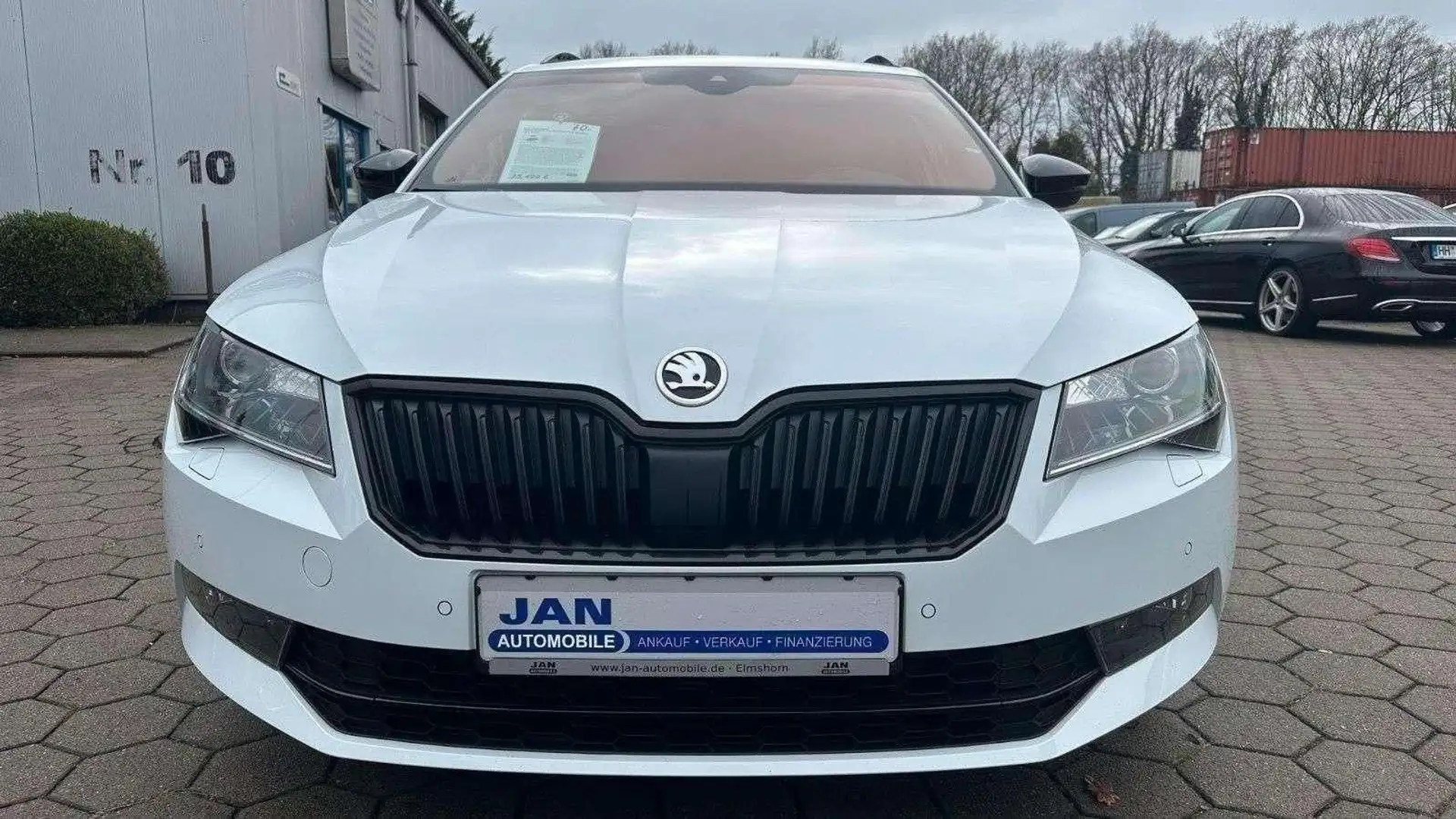 Skoda Superb Combi 2.0TDI DSG Sportline LED ACC Weiß - 2