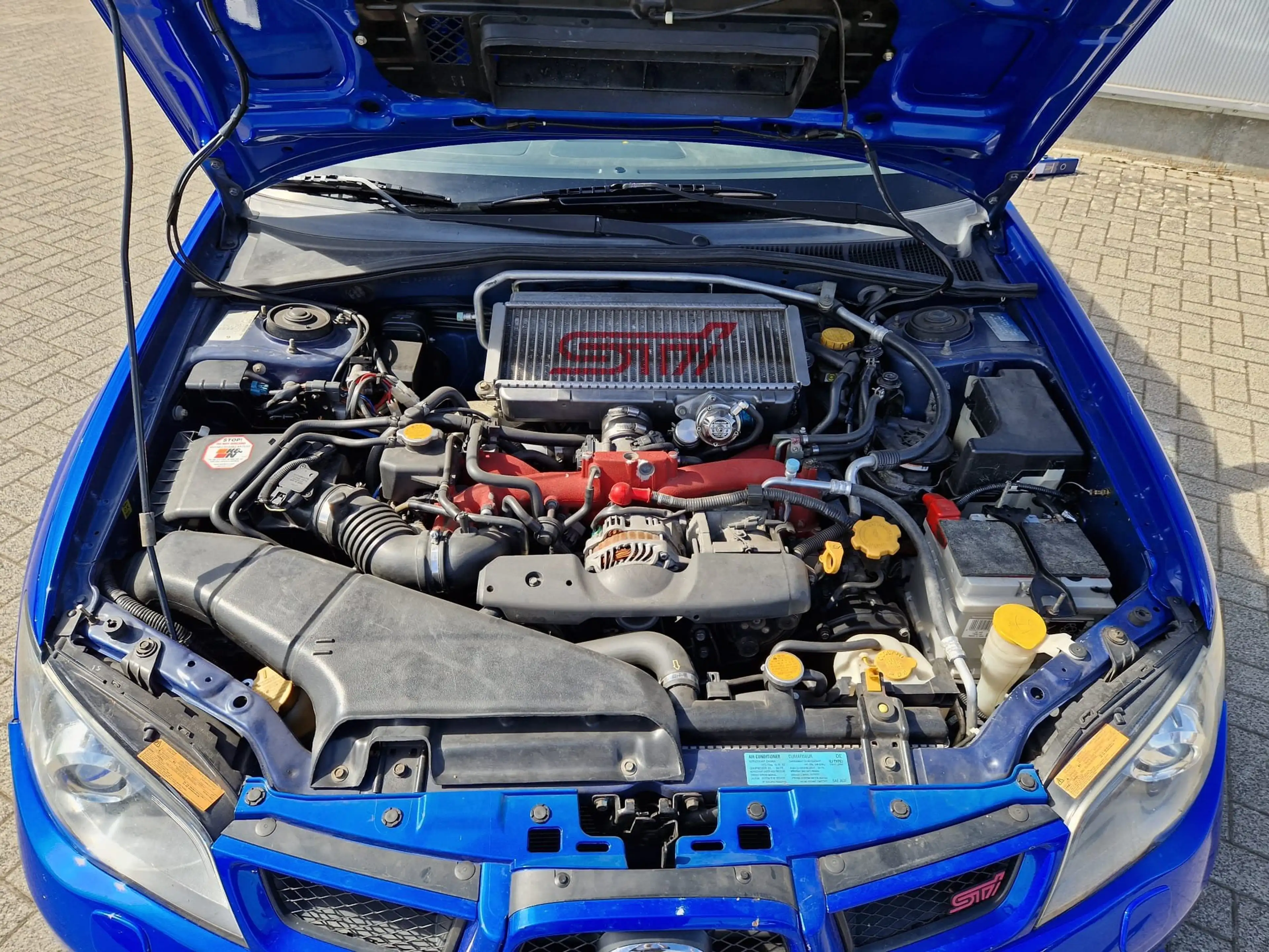Subaru Impreza STI 2.5 Turbo 16v AWD — photo 11