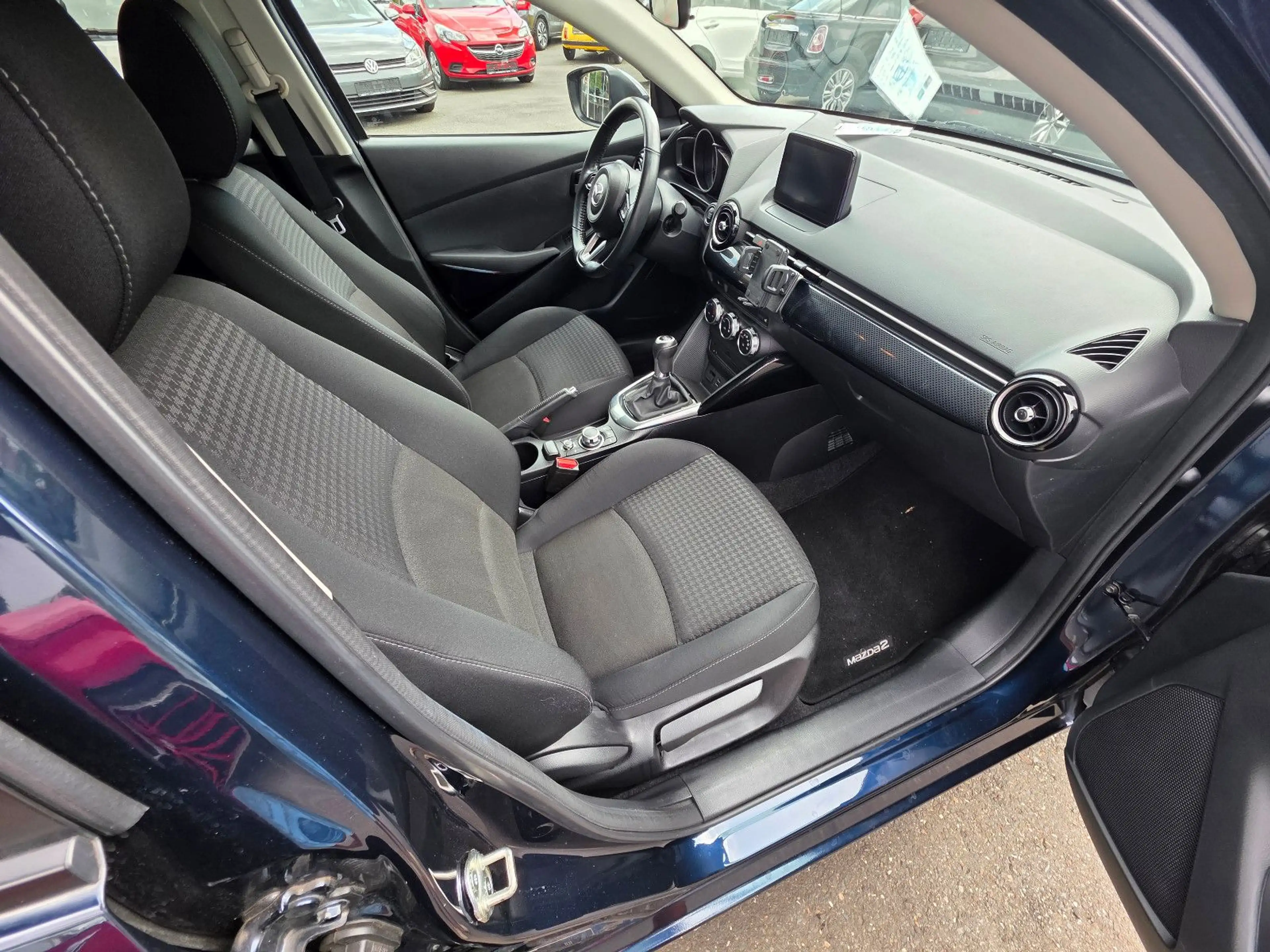 Mazda 2 Lim. Kizoku LED+AHK+KAMERA+DAB+ — photo 13