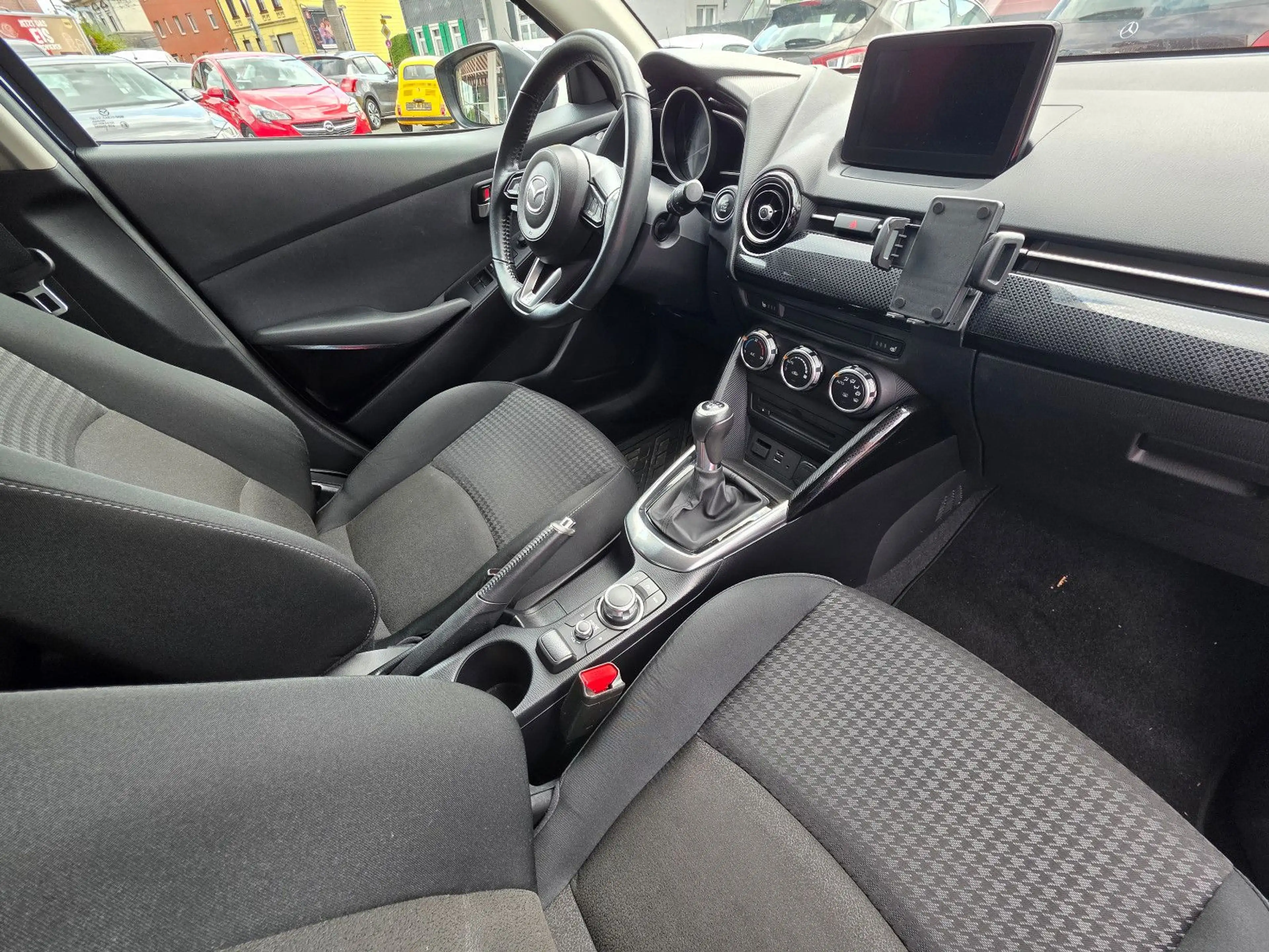 Mazda 2 Lim. Kizoku LED+AHK+KAMERA+DAB+ — photo 14
