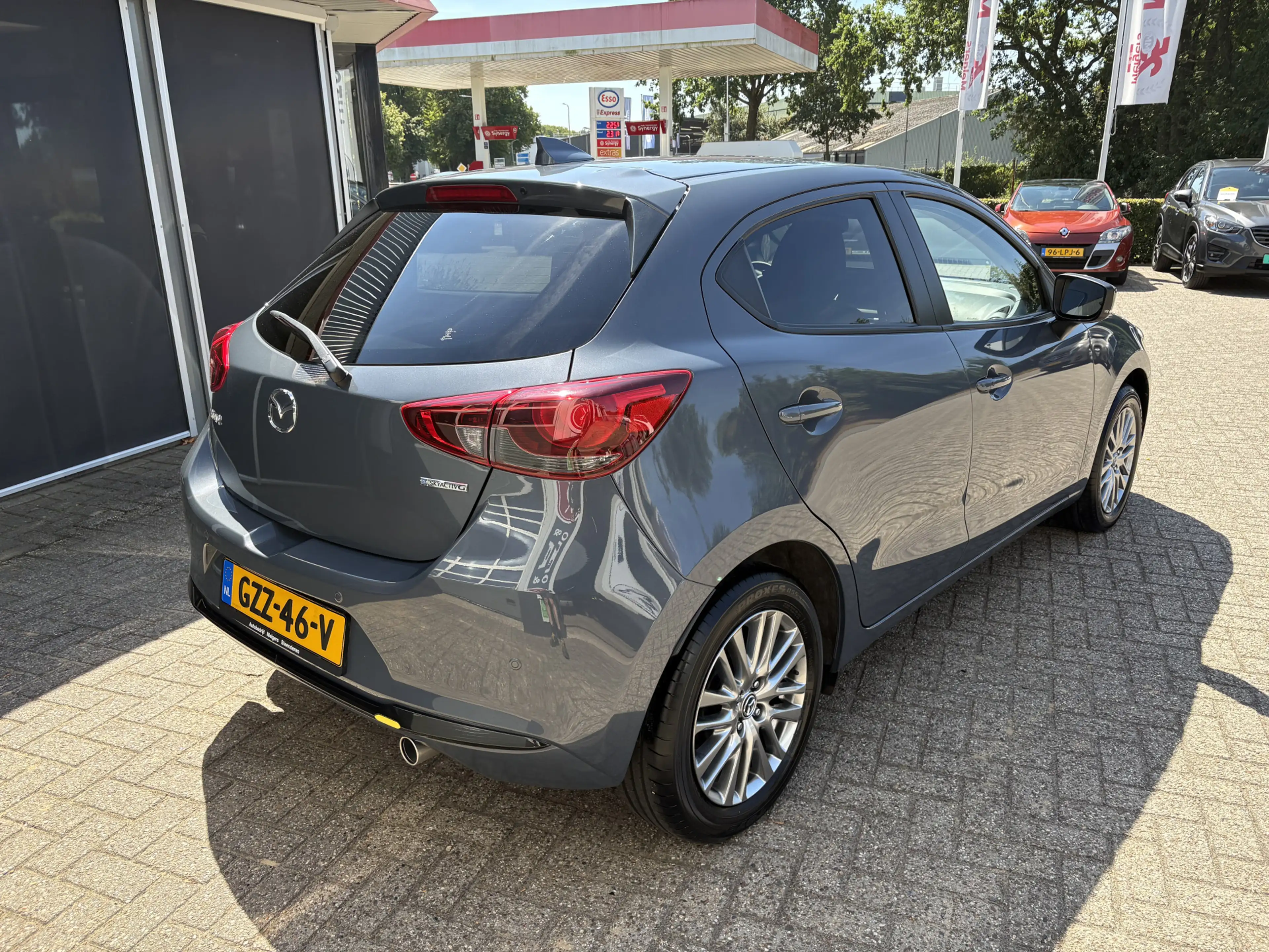 Mazda 2 1.5 e-SkyActiv-G 90 Exclusive-Line — photo 5