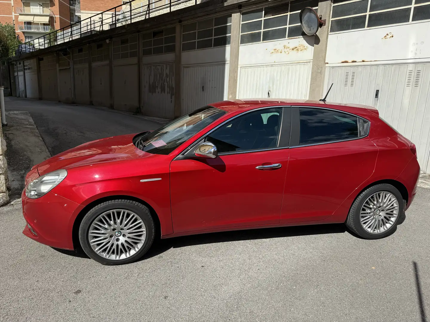 Alfa Romeo Giulietta 1.6 jtdm Exclusive 120cv - 2