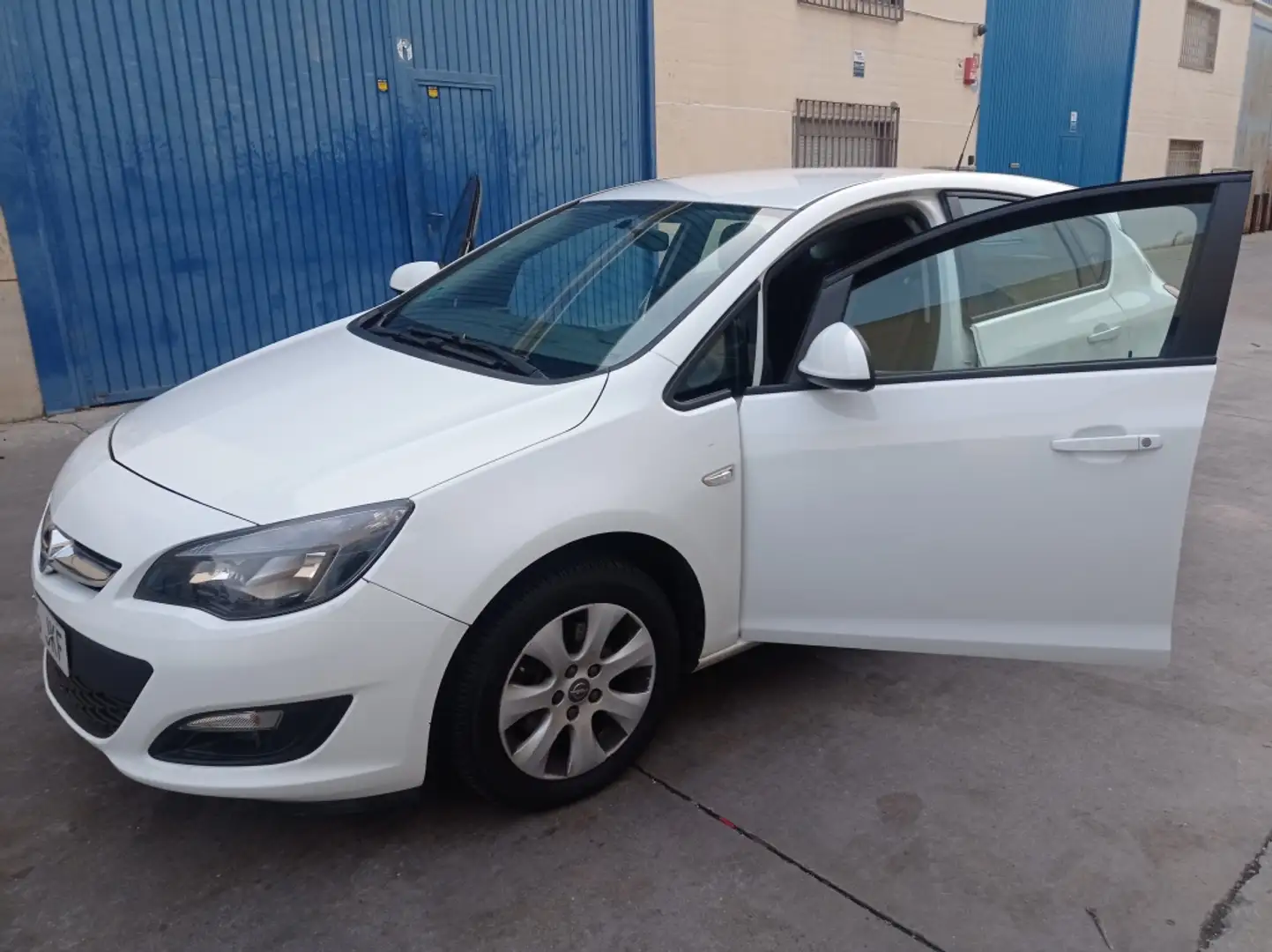 Opel Astra 1.6CDTi Excellence 110 Blanco - 1