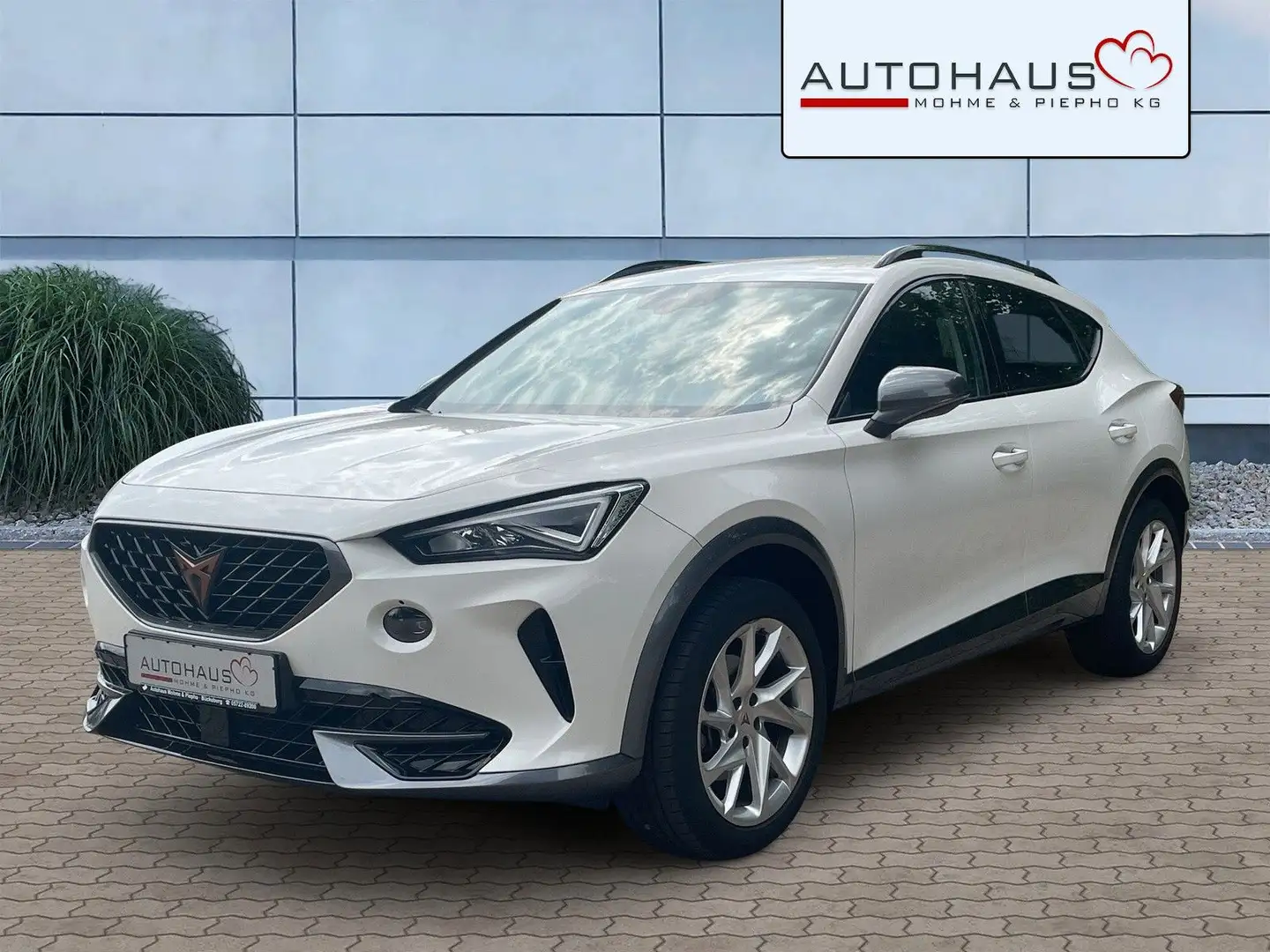CUPRA Formentor 1.5TSI Kessy, ACC, CarPlay Weiß - 2