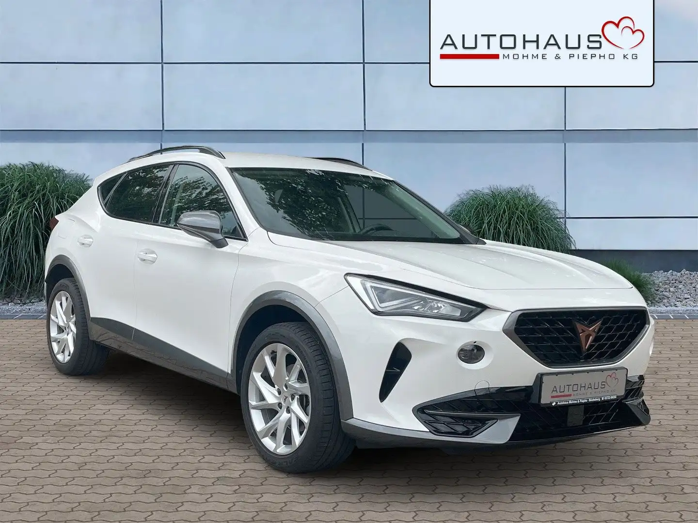 CUPRA Formentor 1.5TSI Kessy, ACC, CarPlay Weiß - 1
