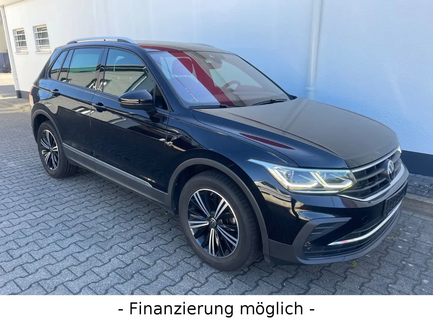 Volkswagen Tiguan 2.0 TDI United / NAVI / 3-Zonen Klima Noir - 2