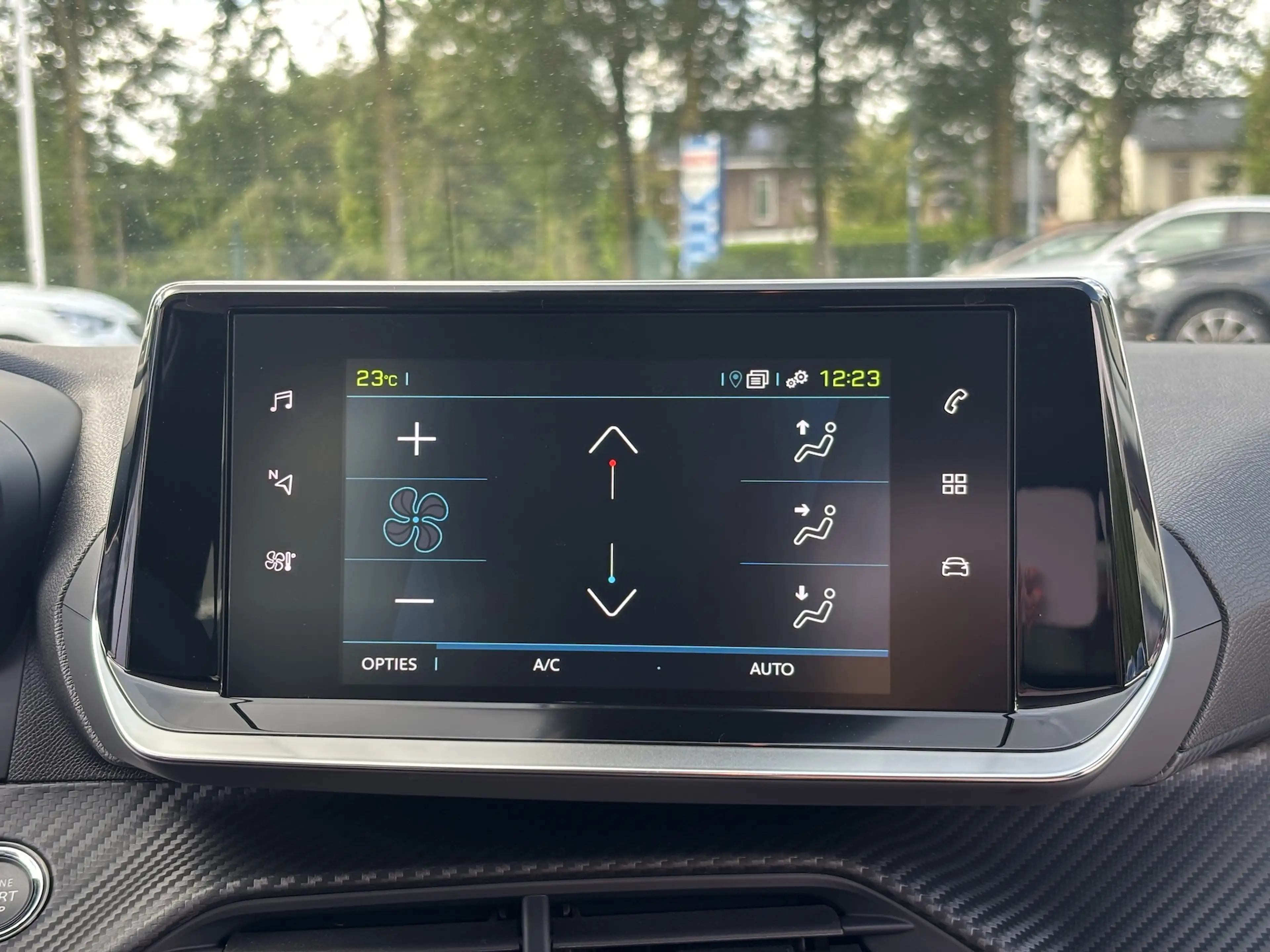 Peugeot e-208 Elektrisch EV 50kWh 136pk Active Pack — photo 26