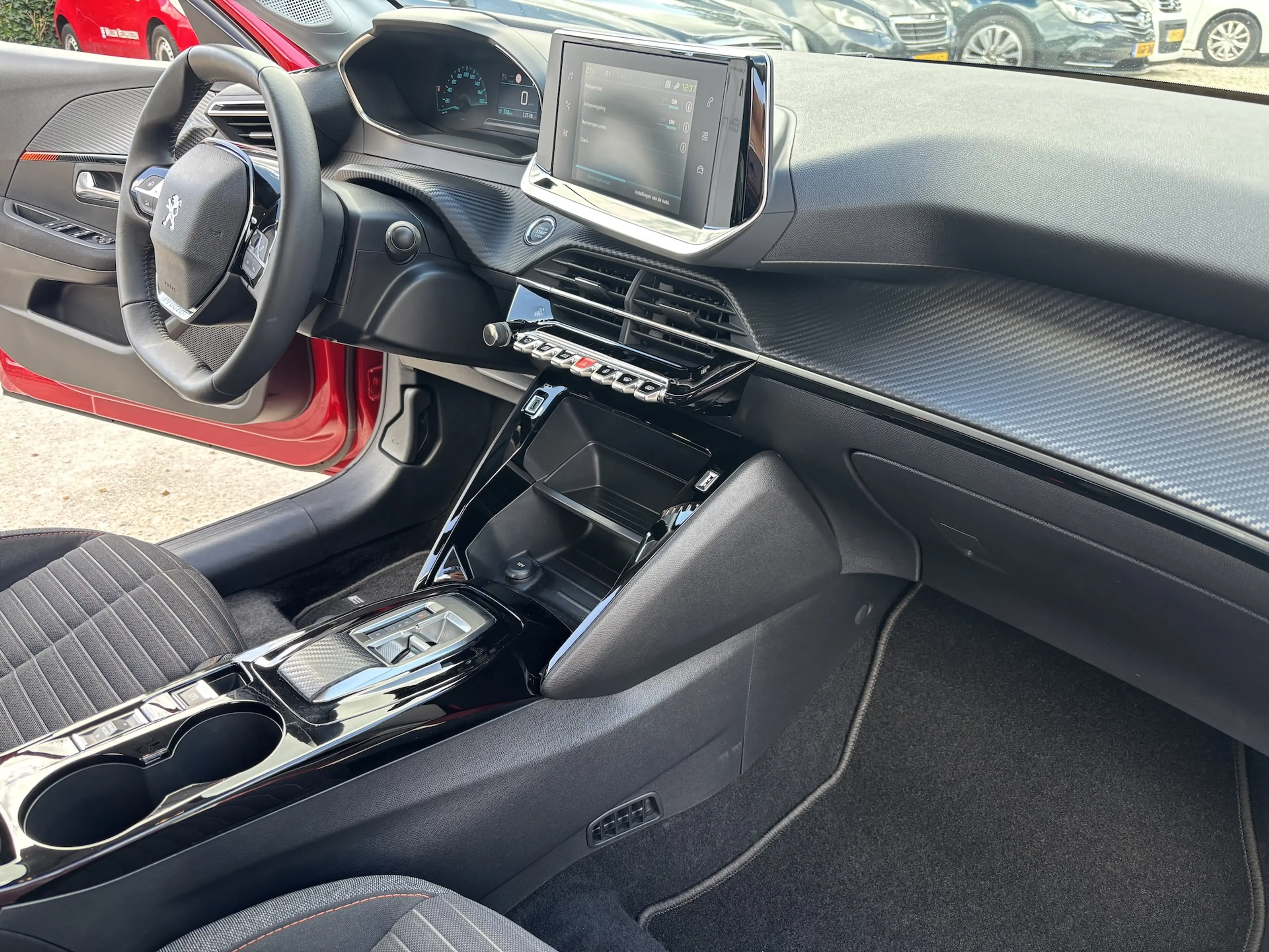 Peugeot e-208 Elektrisch EV 50kWh 136pk Active Pack — photo 9