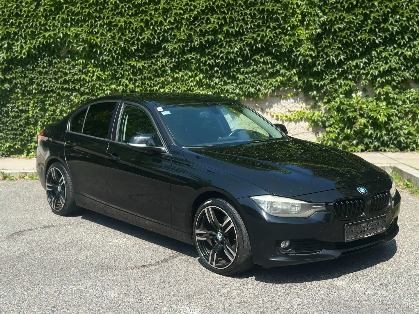 BMW 320 320 d Efficient Dynamics Edition Schwarz - 2