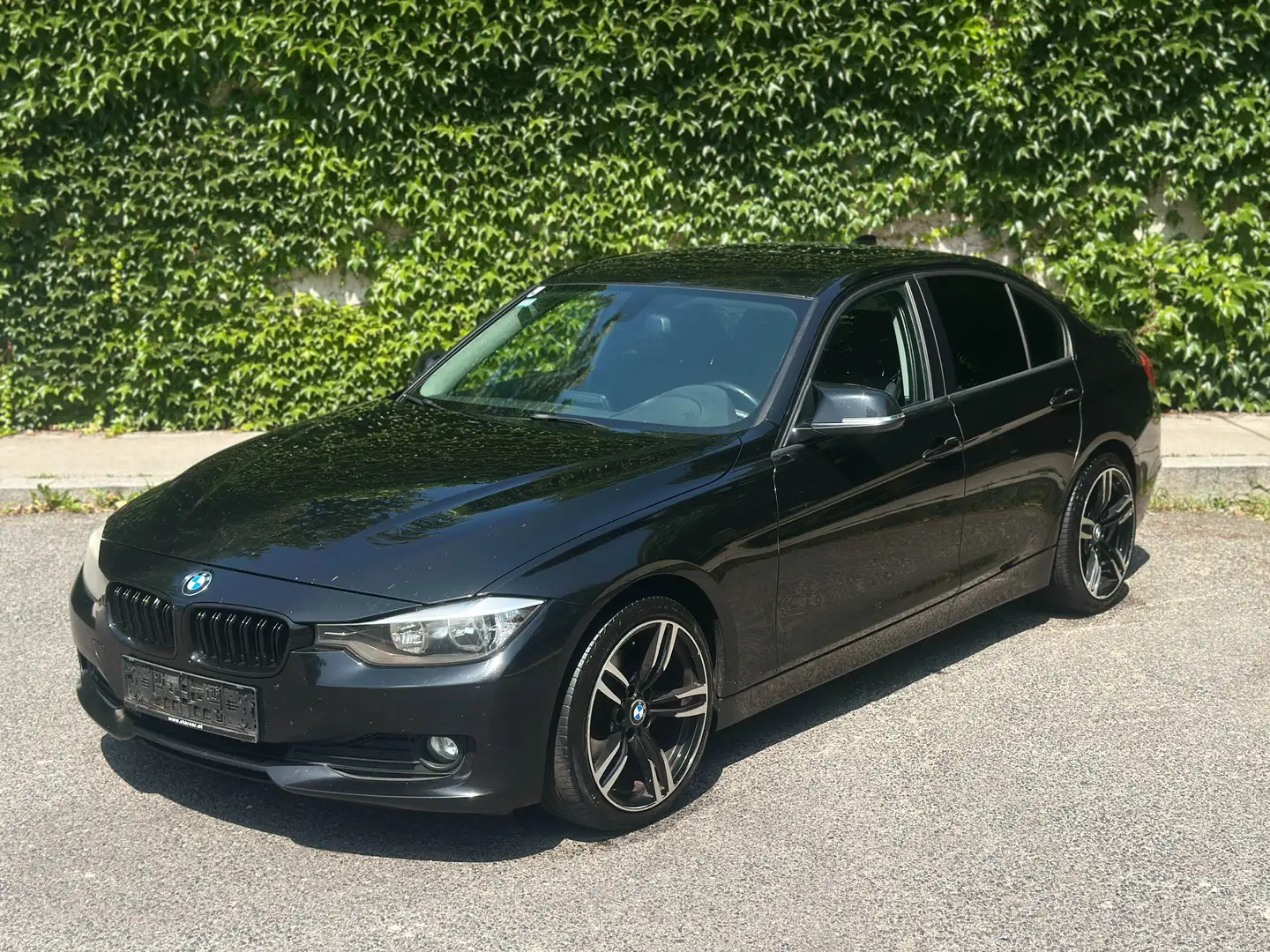 BMW 320 320 d Efficient Dynamics Edition Schwarz - 1