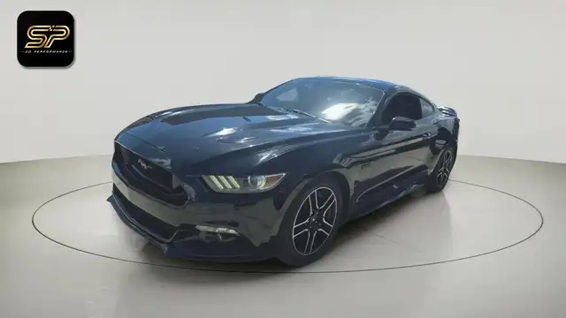 Ford Mustang Standard