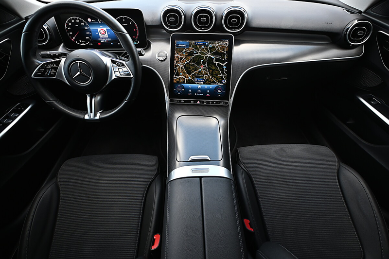 Mercedes-Benz C 200 d T Aut. ACC, LED, Navi, Spurhalte, Totwinkel, ... — photo 6