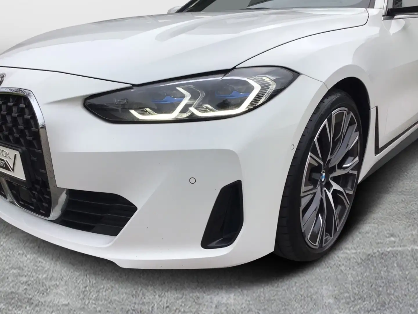 BMW 420 d Gran Coupe xDrive ACC/GSD/Lenkradhzg/HarmanKardo Weiß - 2