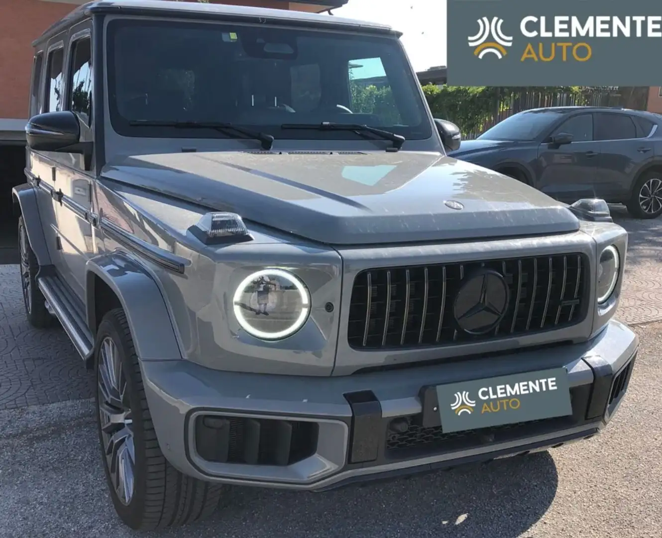 Mercedes-Benz G 63 AMG Classe G-WN465 585cv auto Grau - 1