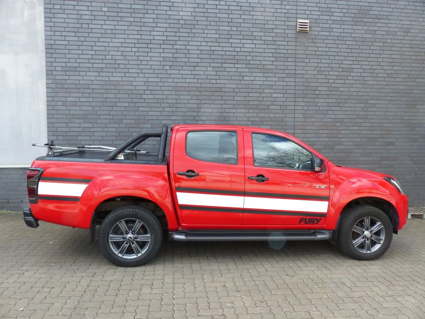 Isuzu D-Max Double Cab 4WD LS /Navi/Kamera/AHK Rouge - 1