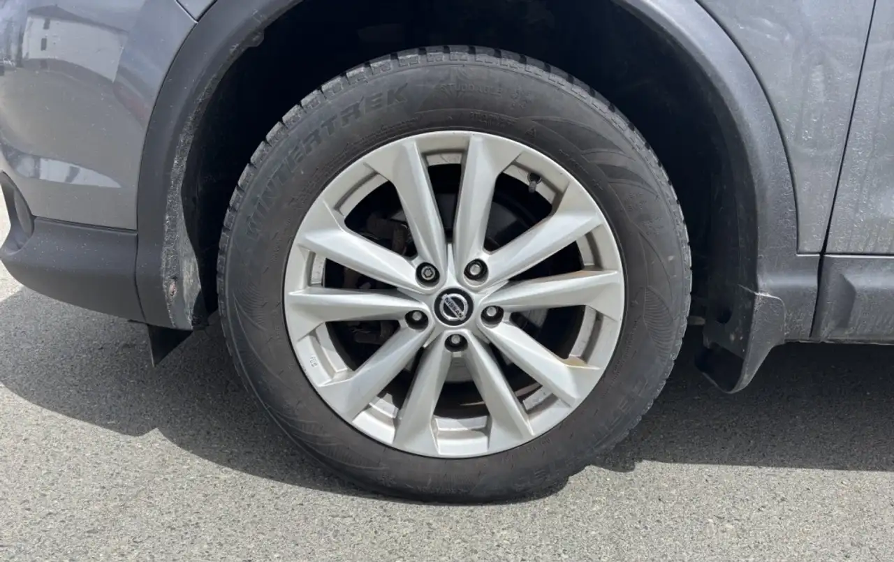 Nissan Qashqai снимка Nissan Qashqai