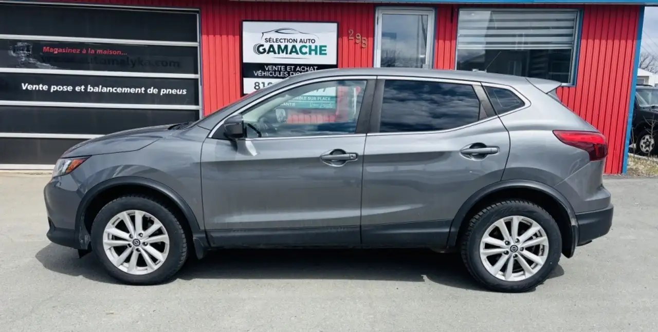 Nissan Qashqai снимка Nissan Qashqai