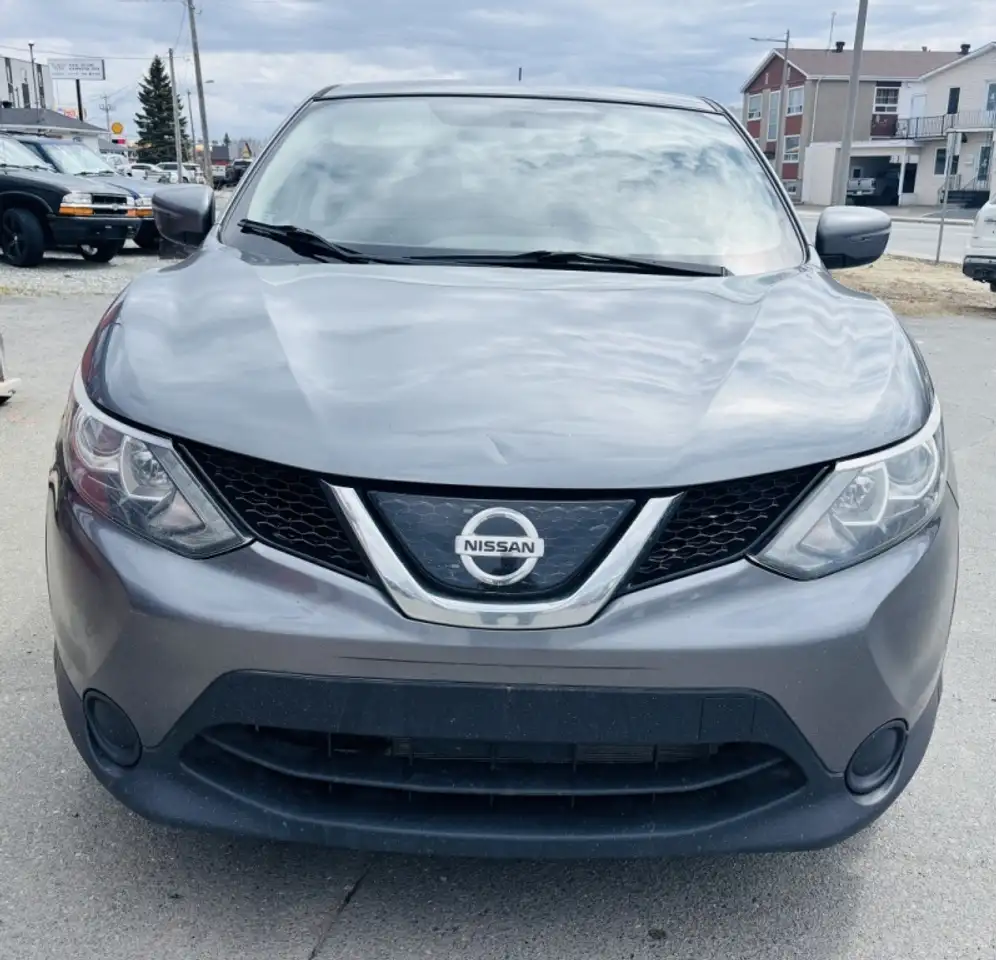 Nissan Qashqai снимка Nissan Qashqai