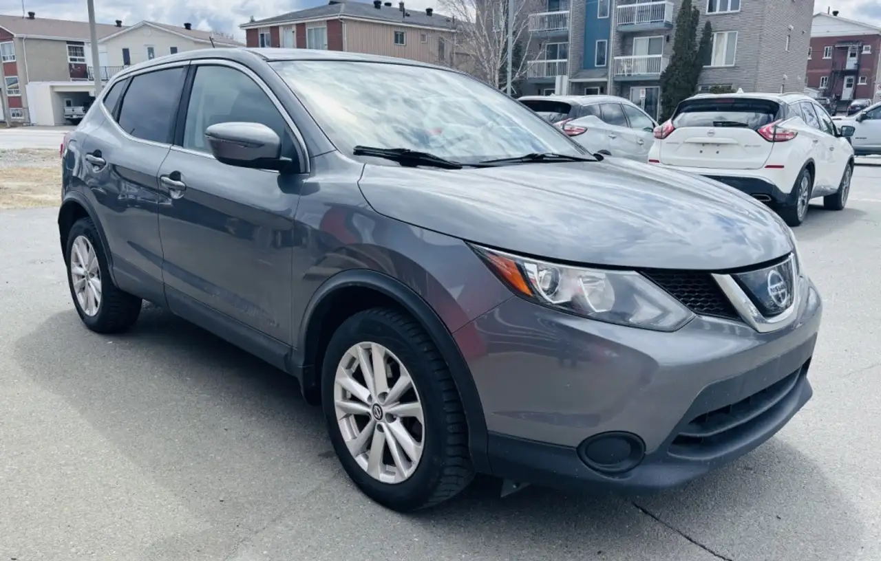 Nissan Qashqai снимка Nissan Qashqai