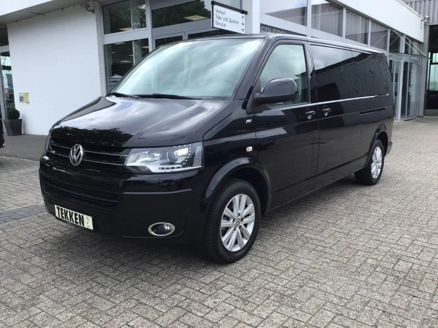 Volkswagen T5 Caravelle Comfortline lang 2.0 BiTDI 9-Sitzer Navi/Xenon/RFK Czarny - 1