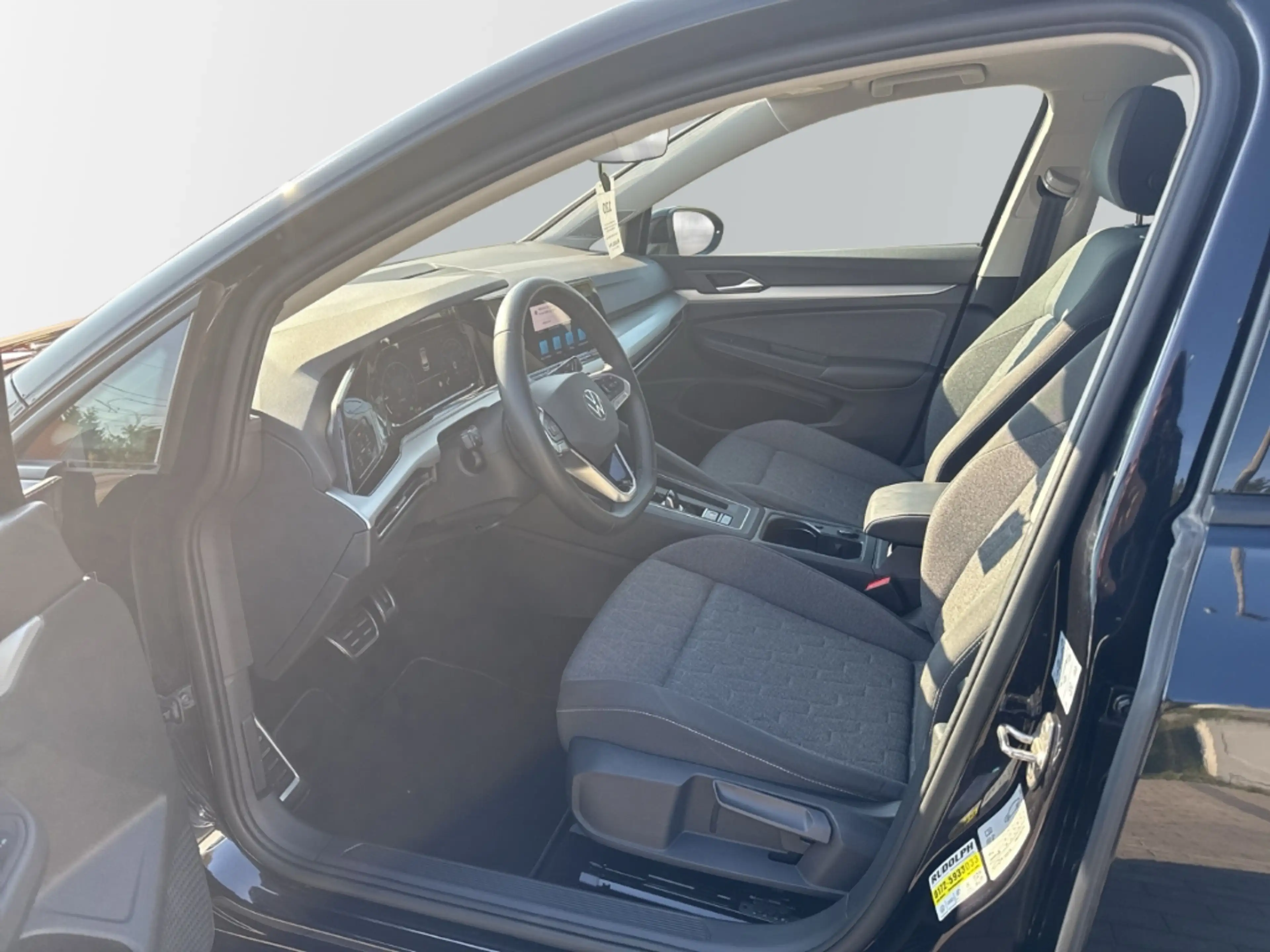 Volkswagen Golf Variant VIII Move 1.5 eTSI DSG LED Navi El. Panodach SHZ F — photo 8