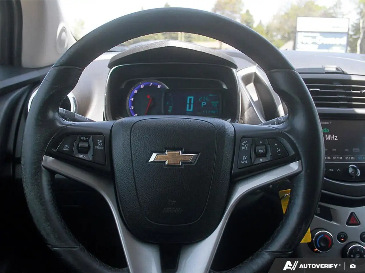 Chevrolet Trax снимка Chevrolet Trax