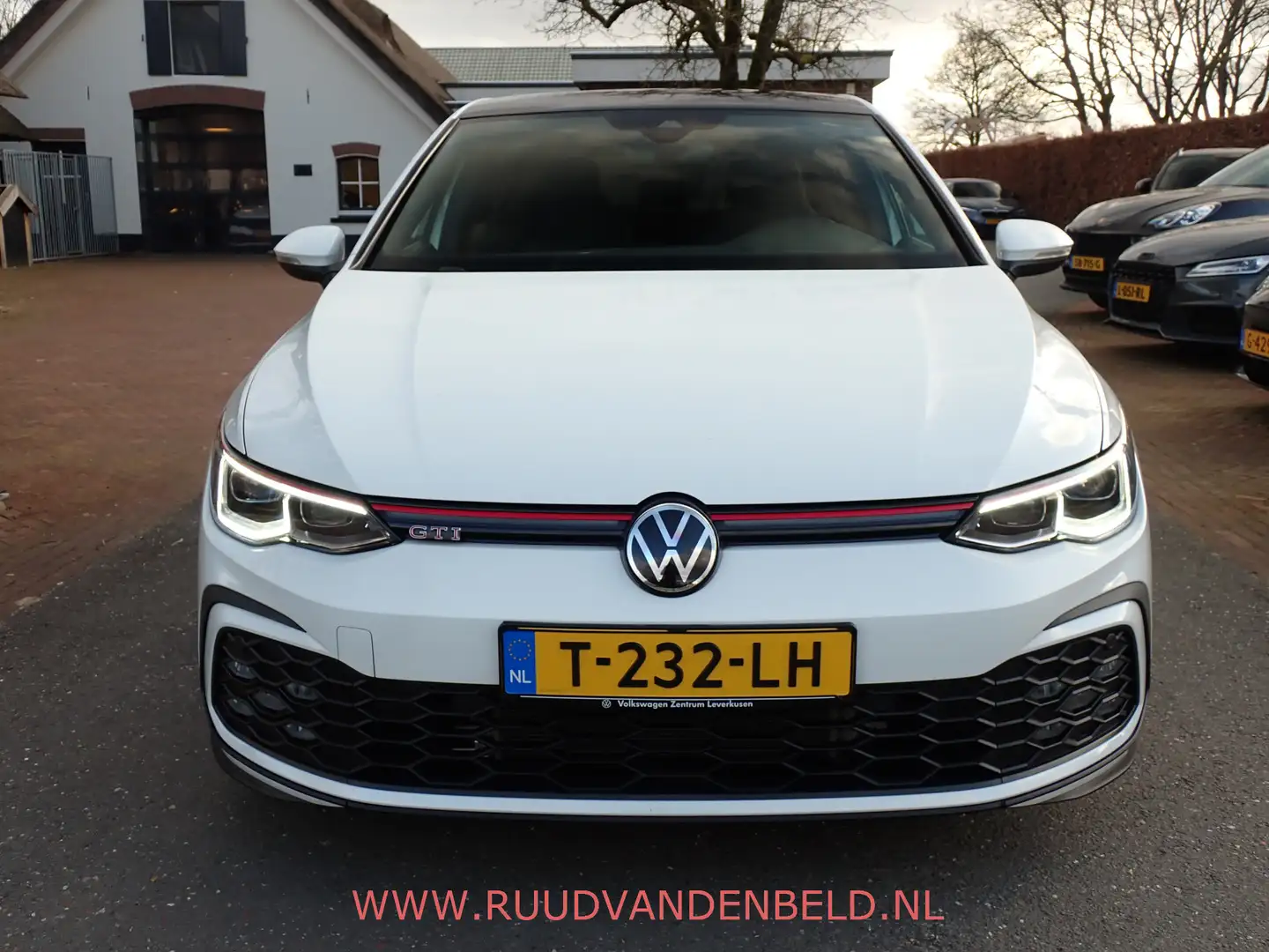 Volkswagen Golf GTI 2.0TSI IQ-LIGHT / SFEERVERLICHTING / CARPLAY Wit - 2