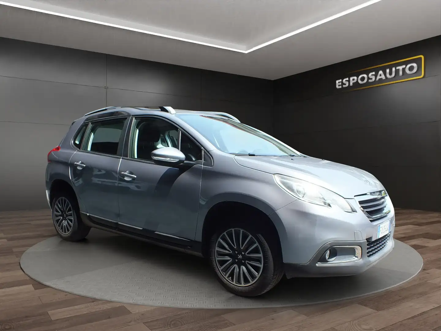 Peugeot 2008 2008 1.2 PureTech Active 82cv Grigio - 1