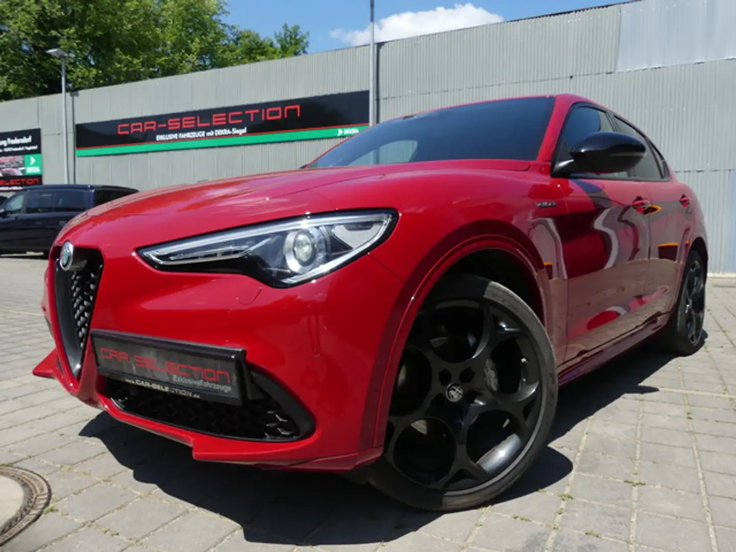 Alfa Romeo Stelvio Veloce 2.0 Turbo 16V Q4 LEDER/ACC/KAMERA Rot - 2