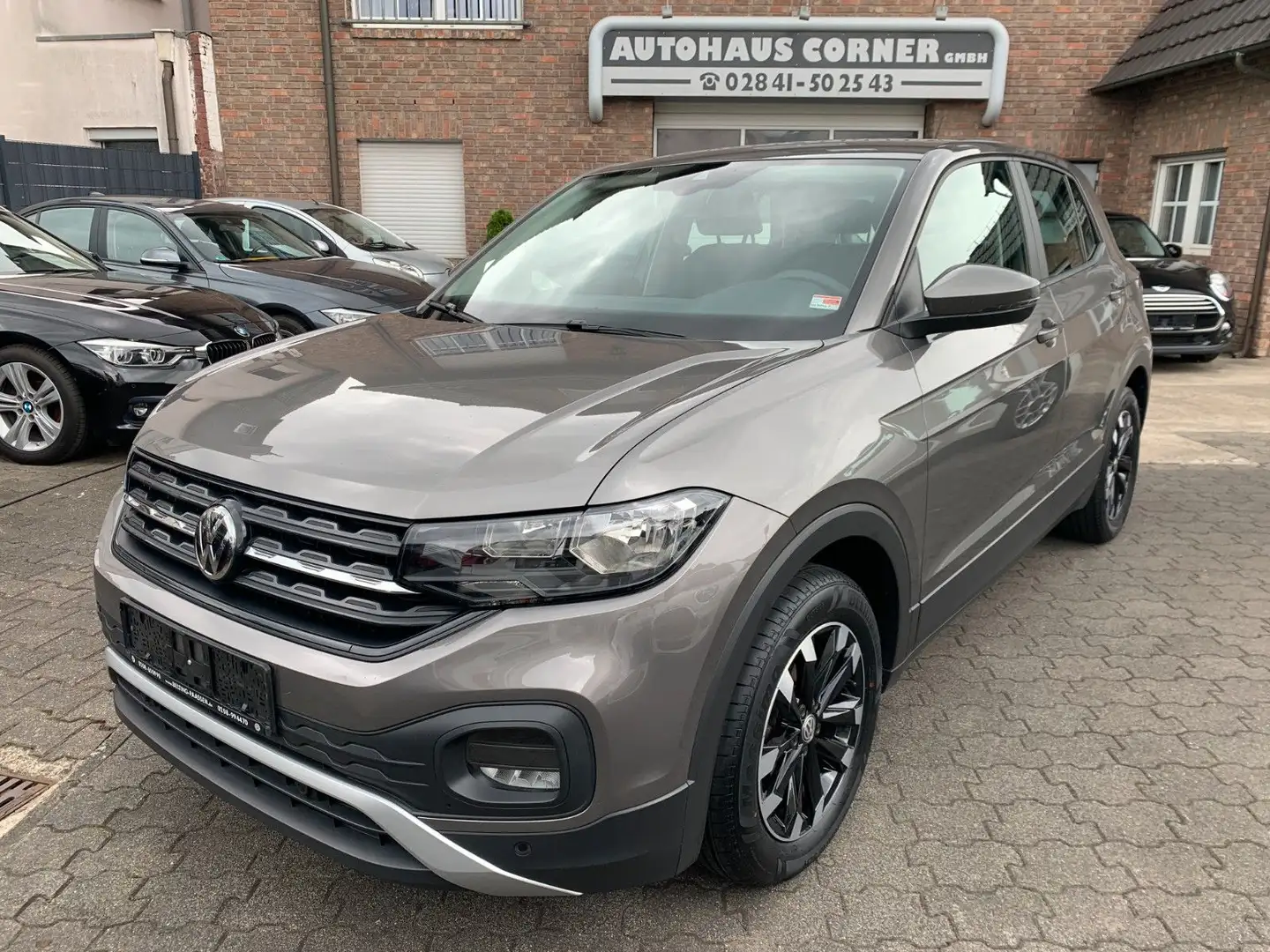 Volkswagen T-Cross Grau - 1