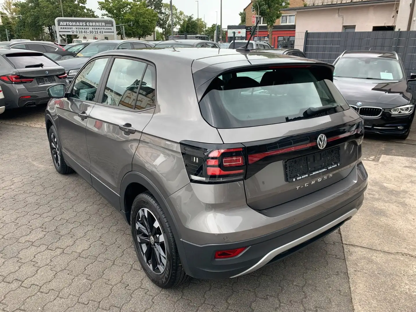 Volkswagen T-Cross Grau - 2