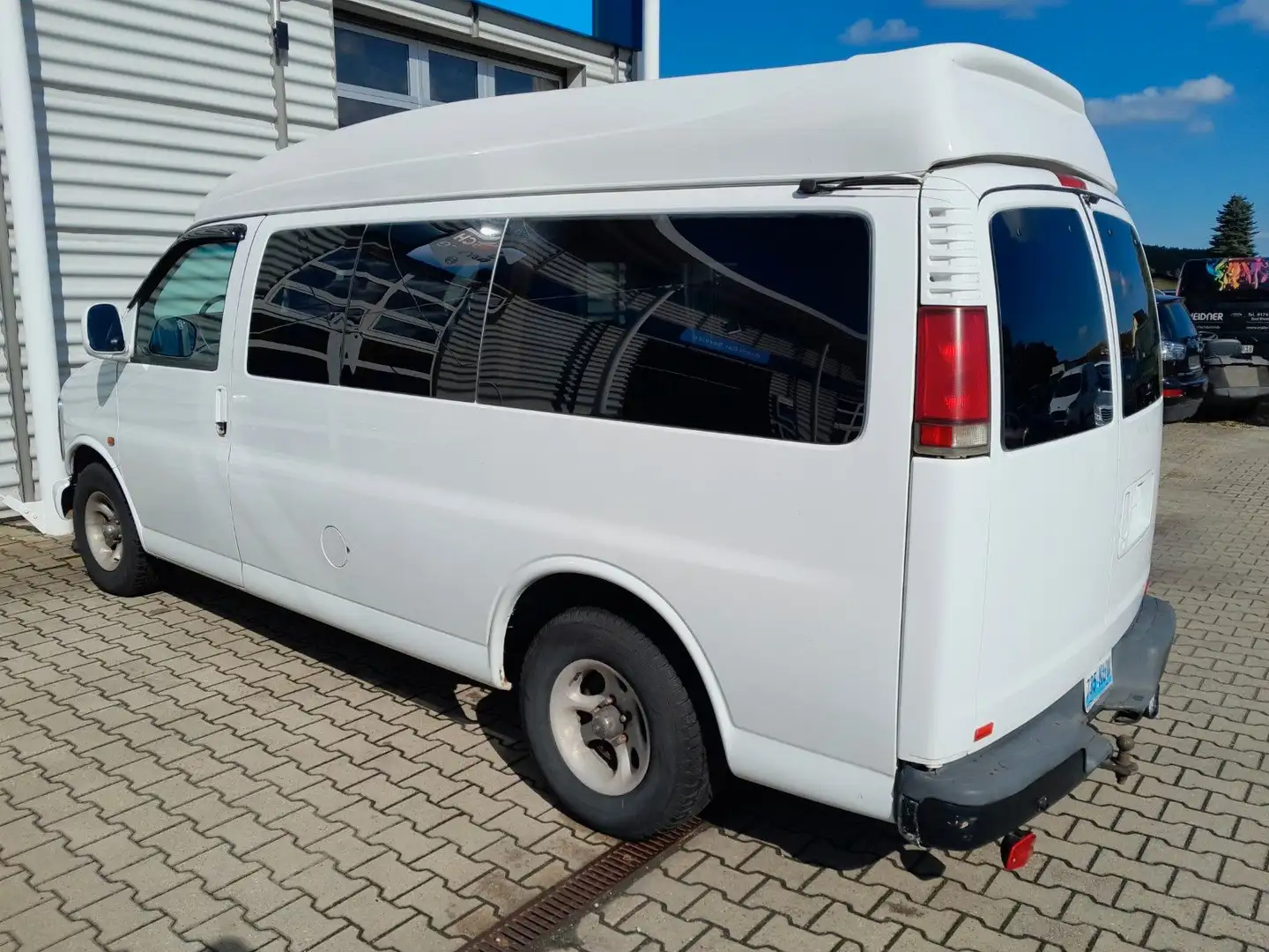 Chevrolet Express VAN 5.0 V8 - Getriebe neu / Motorschaden Weiß - 2