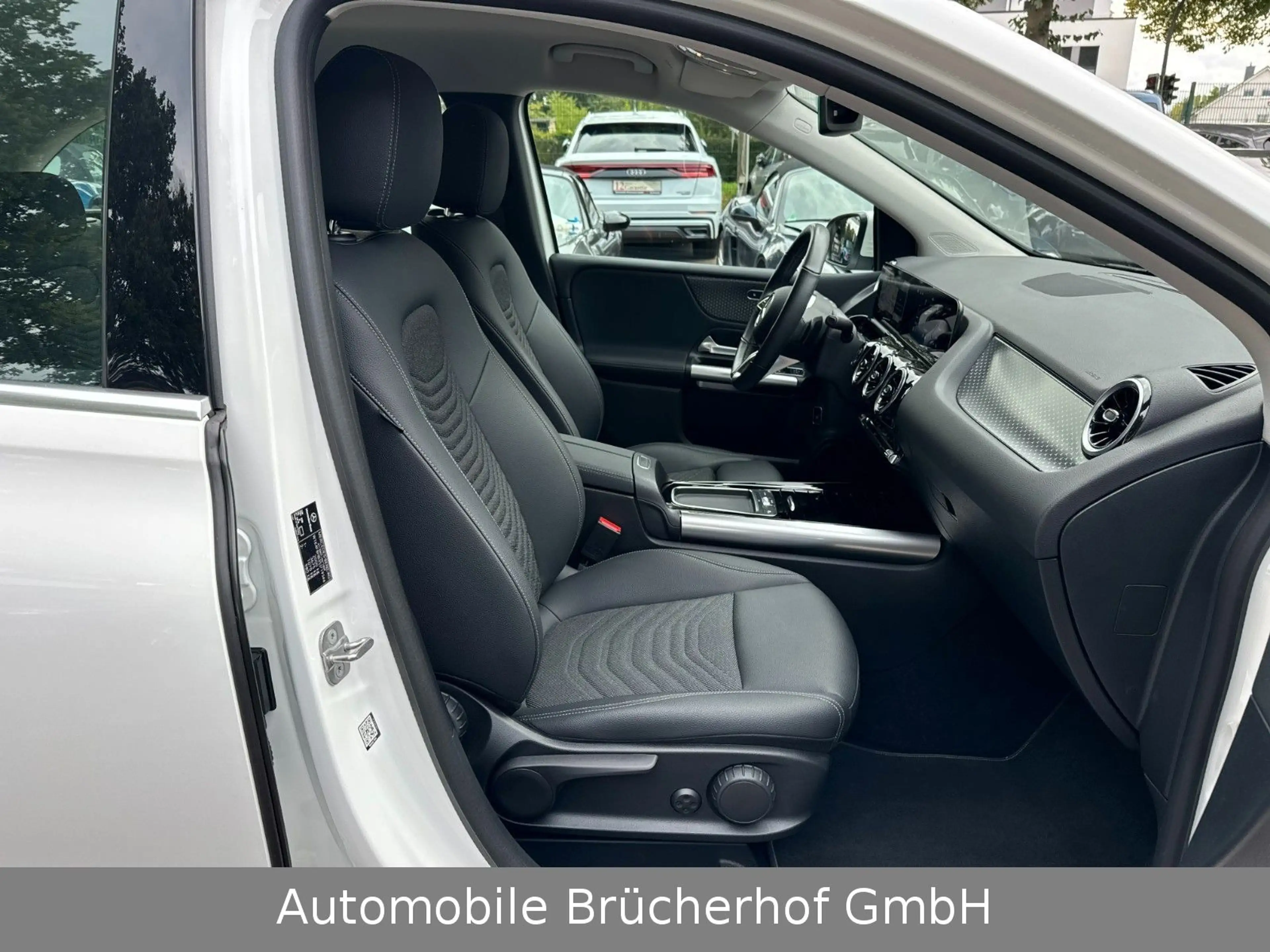 Mercedes-Benz B 200 Progressive DCT/AHK/E-Heck/Kamera/MBUX/LED — photo 9