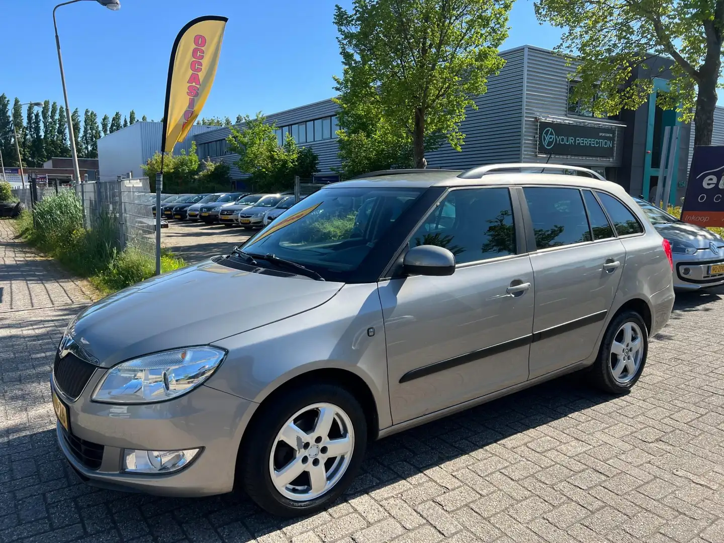 Skoda Fabia Combi 1.2 TSI Sprint - AIRCO - TREKHAAK - NAP ! Beige - 2