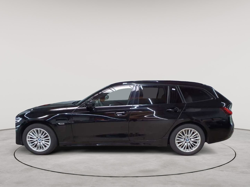 BMW 320 320e Touring Aut. Sport Line NAVI LED PDC — photo 6